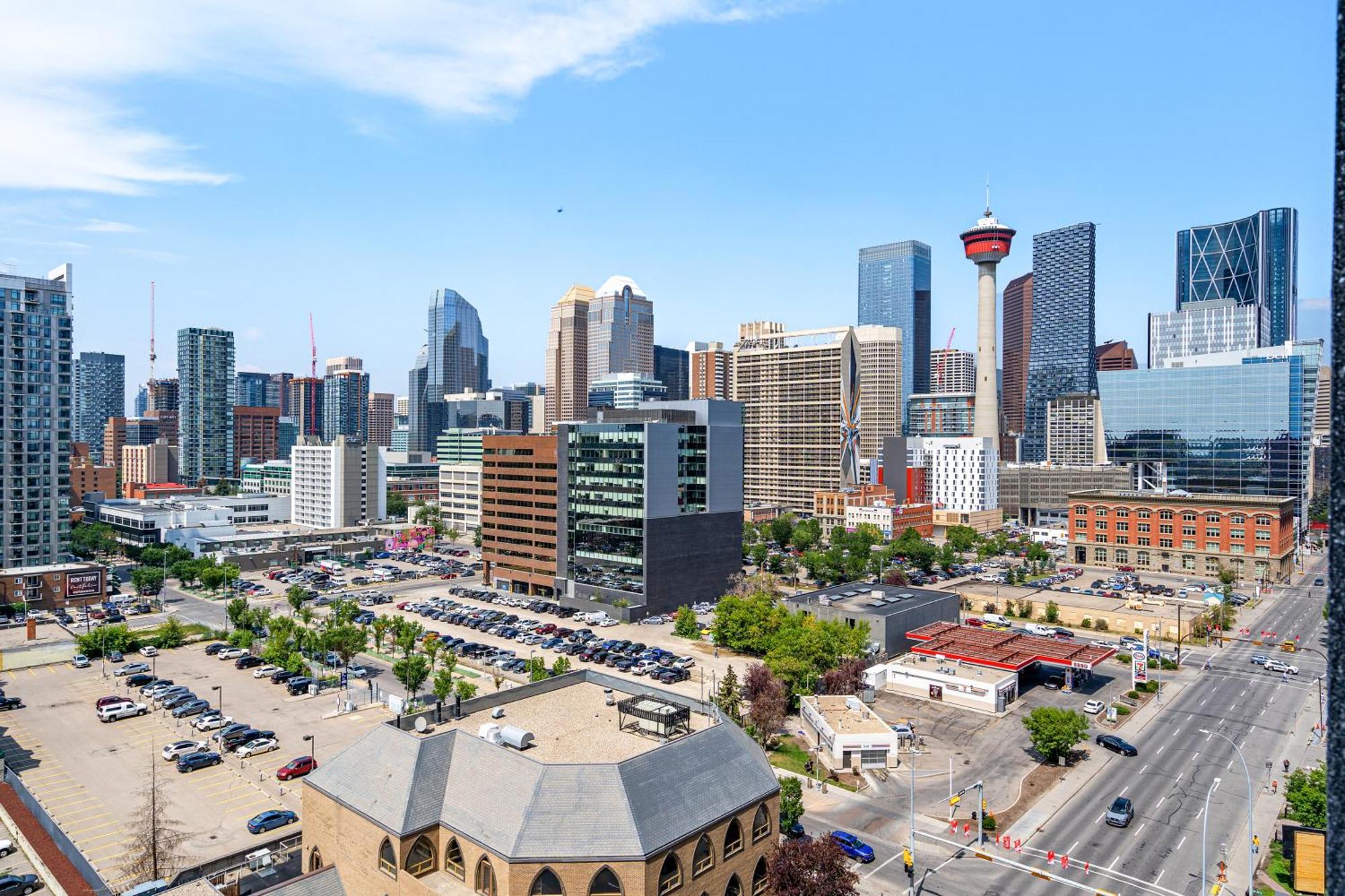 City Centre Retreat - 1Br Condo With Desk YYC Kültér fotó